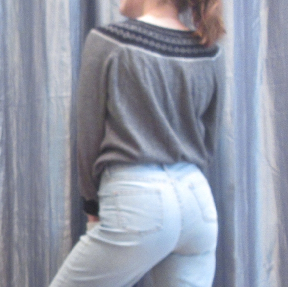 Button-up Patterned Cardigan - Picture 3 of 4